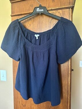 Women’s Navy Blue Peasant Top